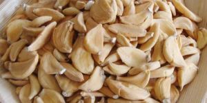 Dehydrated Garlic Cloves