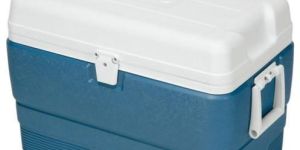 IGLOO 50 QUART MAXCOLD ICE BOX