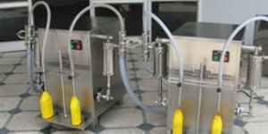 Semi Automatic Liquid Filling Machine
