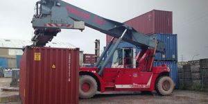 Weighing on Reach Stacker