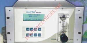 Trace Oxygen Analyzer 02