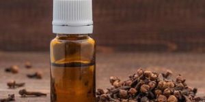 Clove Bud Oil