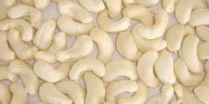 Cashew Nut Kernels-02