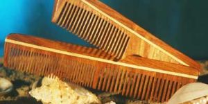 WC-01 Wooden Comb