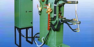 Rocker Arm Spot Welder