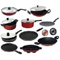 Non Stick Kitchenwares