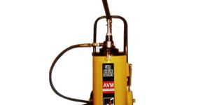 Hand Operated Grease Bucket