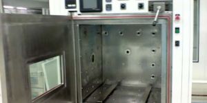 Vacuum Oven