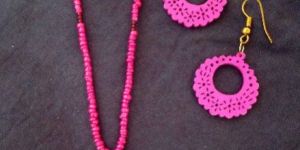 Wooden Fancy Pink Necklace Set