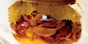 Nuts with Honey Bonavita