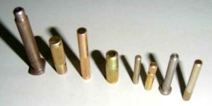 Metal Pins (02)