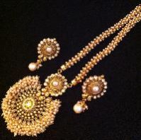 Traditional Kundan Necklaces