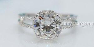 1.50Ct Off White Moissanite 925 Silver Split Shank Rings