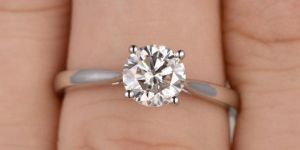 1.50 Ct white moissanite 925 silver wedding ring wt yellow gold plated