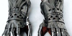Armor Gauntlet