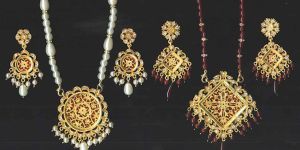 Gold Kundan Sets