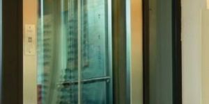 Frameless Glass Automatic Elevator Door