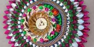 Floating T-Light Holder