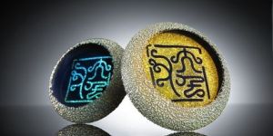 Glass Dichroic Paperweight