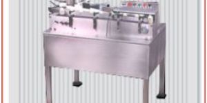 Semi Automatic Self Adhesive Labelling Machine