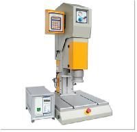 Ultrasonic Welding Equipment