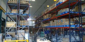 Adjustable Pallet Rack