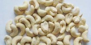 Cashew Nuts (W 320)