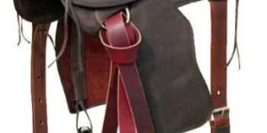 Treeless Western Saddle