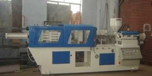Plastic Injection Moulding Machine