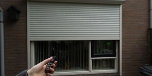 Remote Rolling Shutter