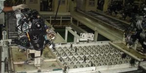 Engine Storage, Transfer And Mounting System Treverser