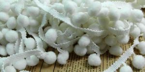 Pompom Laces