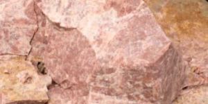 Potash Feldspar Lumps