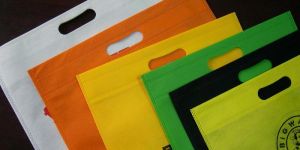Non Woven D Cut Bags
