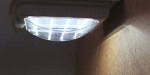 Solar Motion Sensor Light