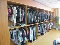 Cloth Showroom Display Racks
