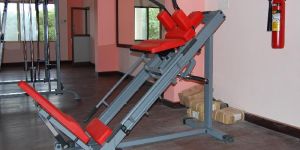 Leg Press Hack Squat Machine