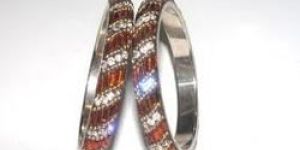 Metal Lac Bangles
