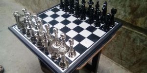 Metal Pieces Chase Board Game