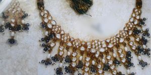 Kundan Necklace Set