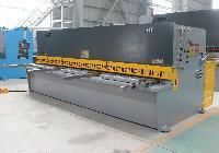 Hydraulic Metal Sheet Shearing Machine