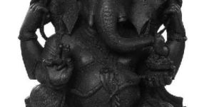 Black Ganesha Statue