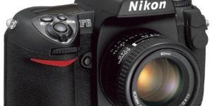 Digital Single Lens Reflex Camera