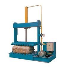 Hydraulic Baling Machine