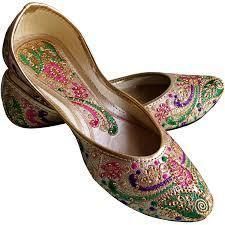 Embroidered Punjabi Jutti