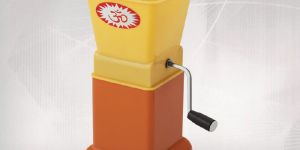 Plastic Chilly Cutter