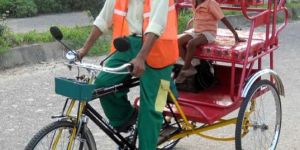Battery Operated Passenger Rickshaw