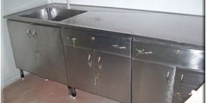 LABORATORY SINK BENCH