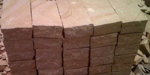 Desert Yellow Sandstone Cobbles