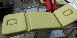 Treatment Couch Metallic Deluxe Model with Breathing Hole